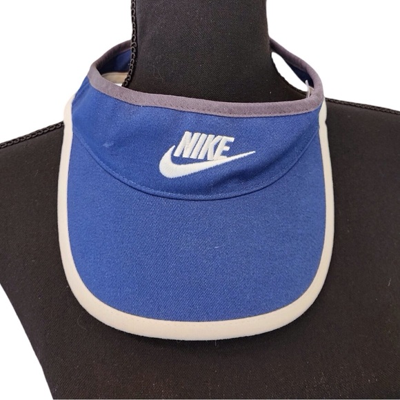 NIKE Visor Hat - Blue and Gray Adjustable One Size Unisex Sports Fitness Cap - Picture 1 of 12